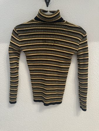 Rollkragenpullover