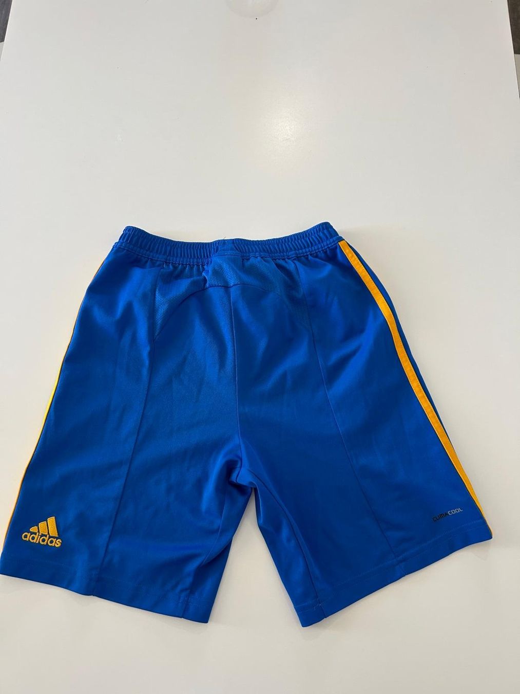 Adidas Pantaloni: Short de sport Adidas – Nuovo (secondo la descrizione) da Chambésy venduto da mcl_7jtf 2