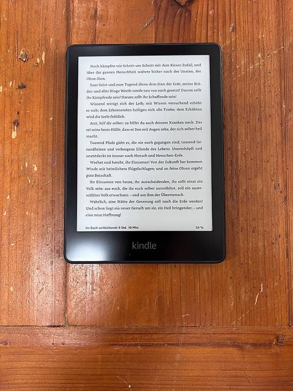 Tablet PC: Kindle Paperwhite 11. Generation mit Hülle – Gebraucht aus Zürich von fel_k9mp