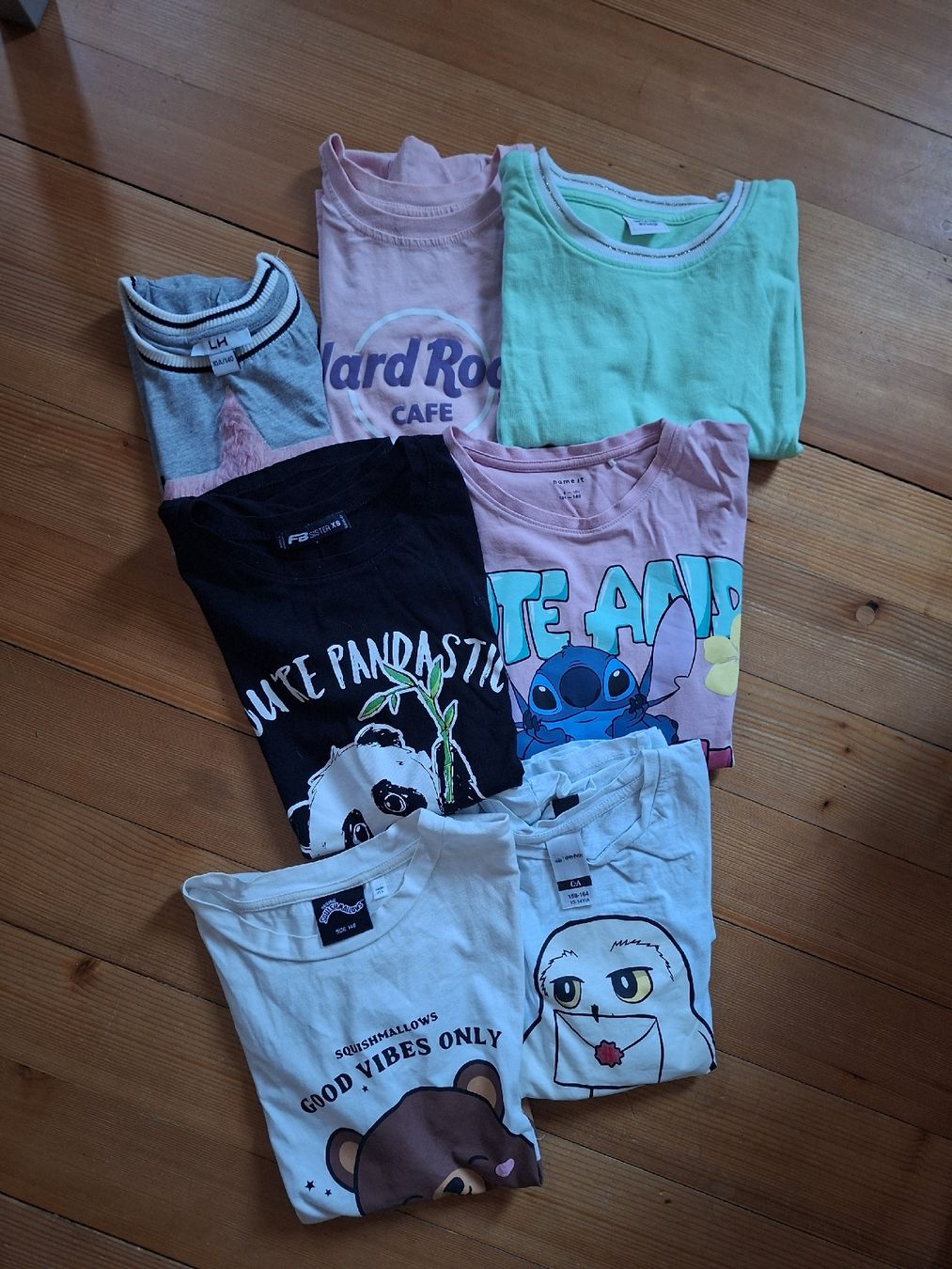 Lotti & Set di vestiti: 🌸T-Shirts🌸 – Usato da Ormalingen venduto da Sommer80