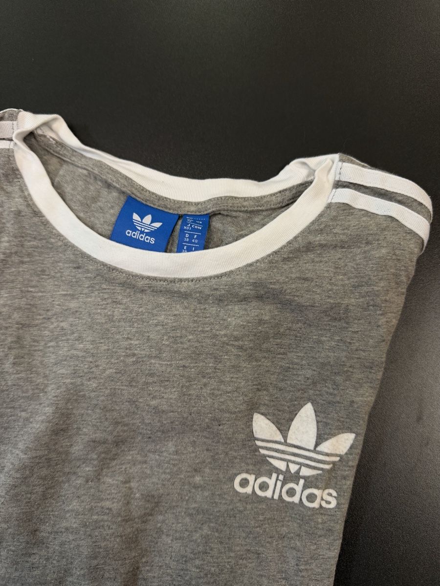 Adidas T-Shirts: Adidas T-Shirt Gr. M – Gebraucht aus Bern von Natacha1997 1