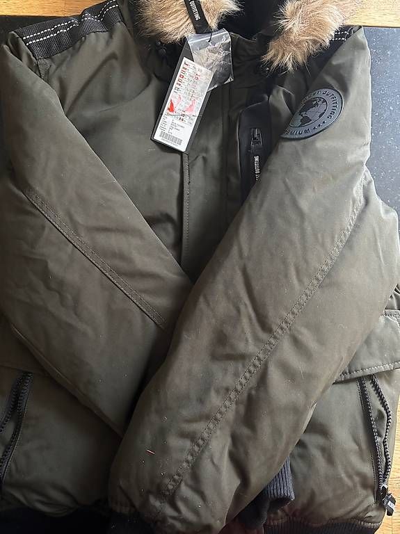 Giacche: Veste hiver taille S – Usato da Saxon venduto da Sebdem 1