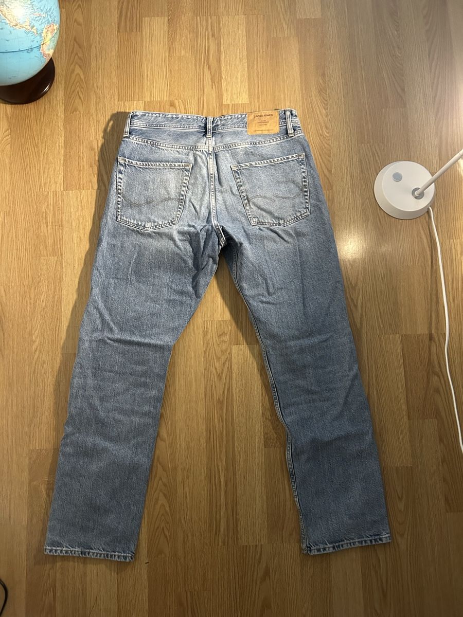 Jack & Jones Jeans: Jack&Jones Jeans Loose Fit – D'occasion à Reinach BL par the_9lwh 2