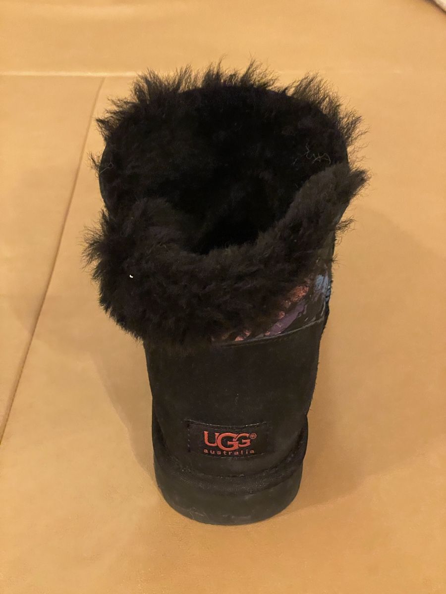 Ugg Scarpe da donna: original mini UGG Boots, gesprenkelt, Gr.39, schwarz – Nuovo (secondo la descrizione) da Corcelles NE venduto da gingerbrain 3