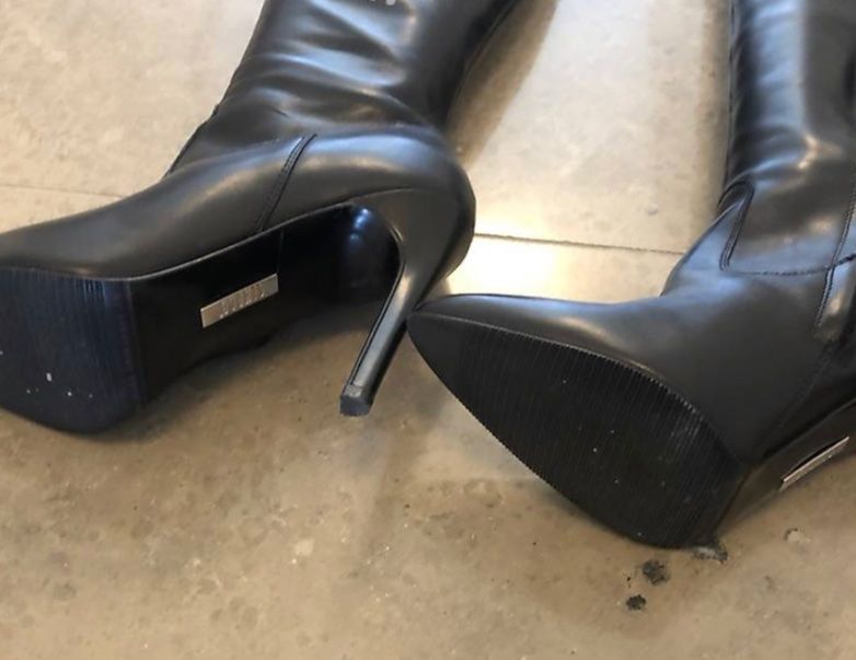 Scarpe da donna: Leder Overknee Stiefel von Simple, Gr. 37 – Usato da Basel venduto da anna123456789 2