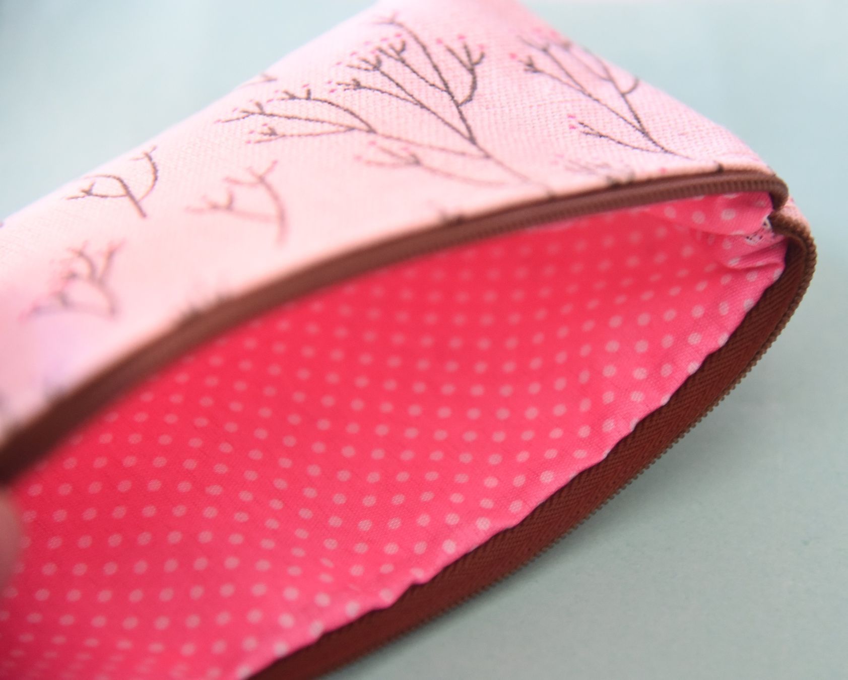 Astucci : Stifteetui / Federmäppchen /Etui - Rosa – Nuovo e nell'imballaggio originale da Frenkendorf venduto da jazzplatten 3