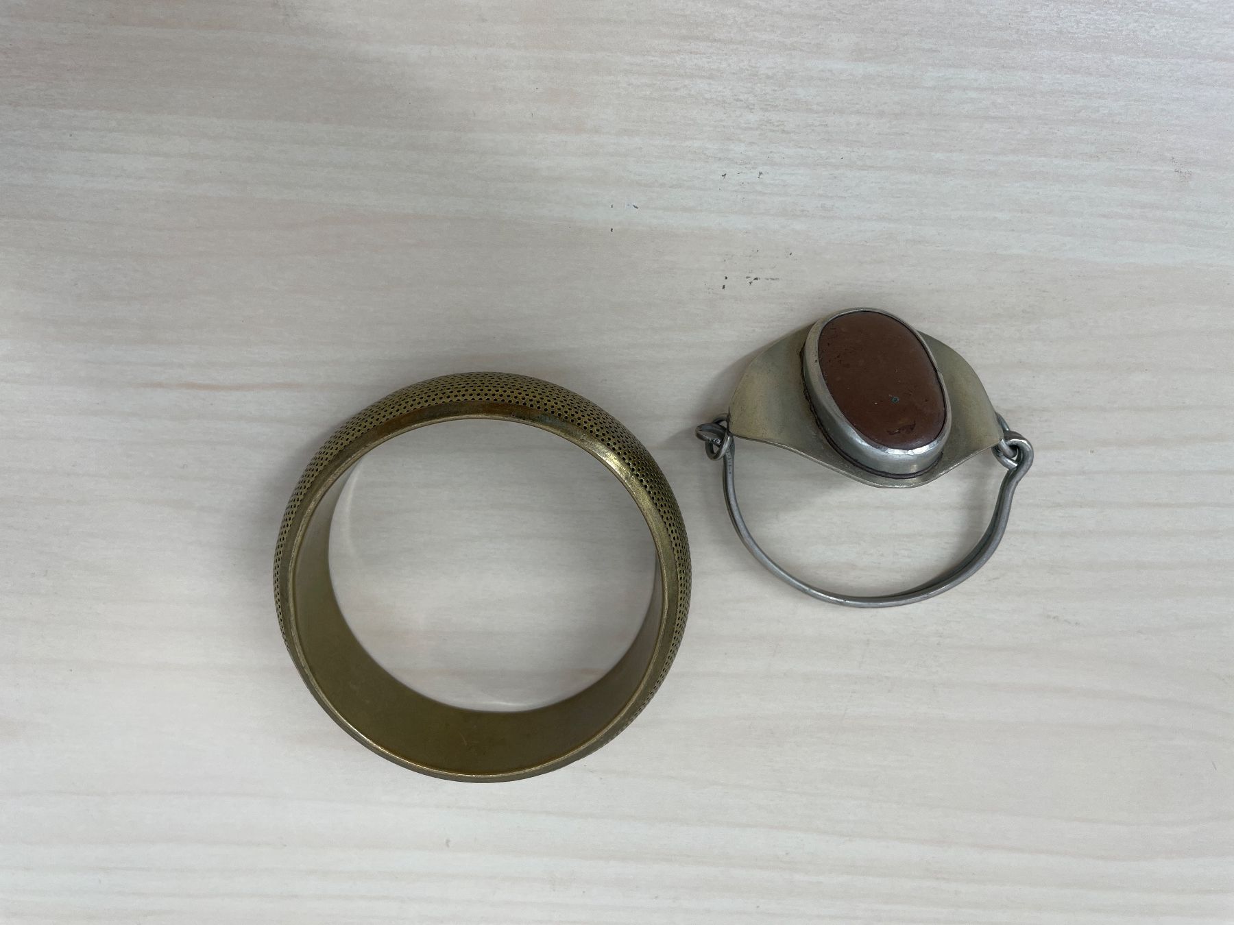 Armbänder & -reifen: Lot de bracelets – Gebraucht aus Lausanne von PlusValue_Lausanne 1