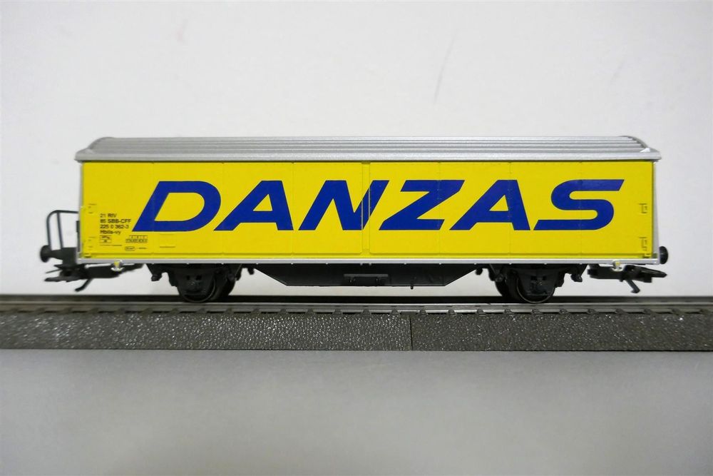 Märklin 3453 Re 460 DANZAS AC dig. (Gebraucht) in Thörishaus für CHF