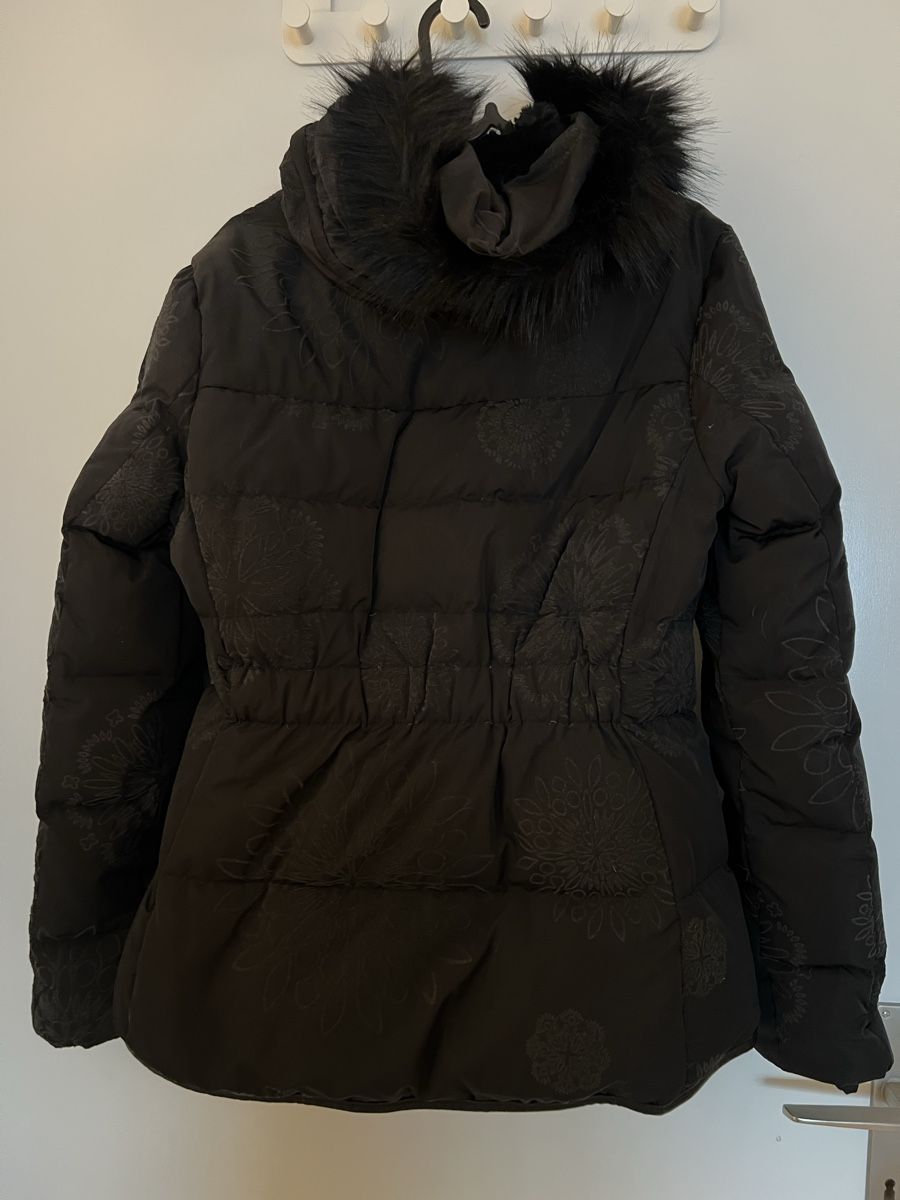 Desigual Giacche: Desigual Daunenjacke – Usato da Au - ZH venduto da sksantos 2