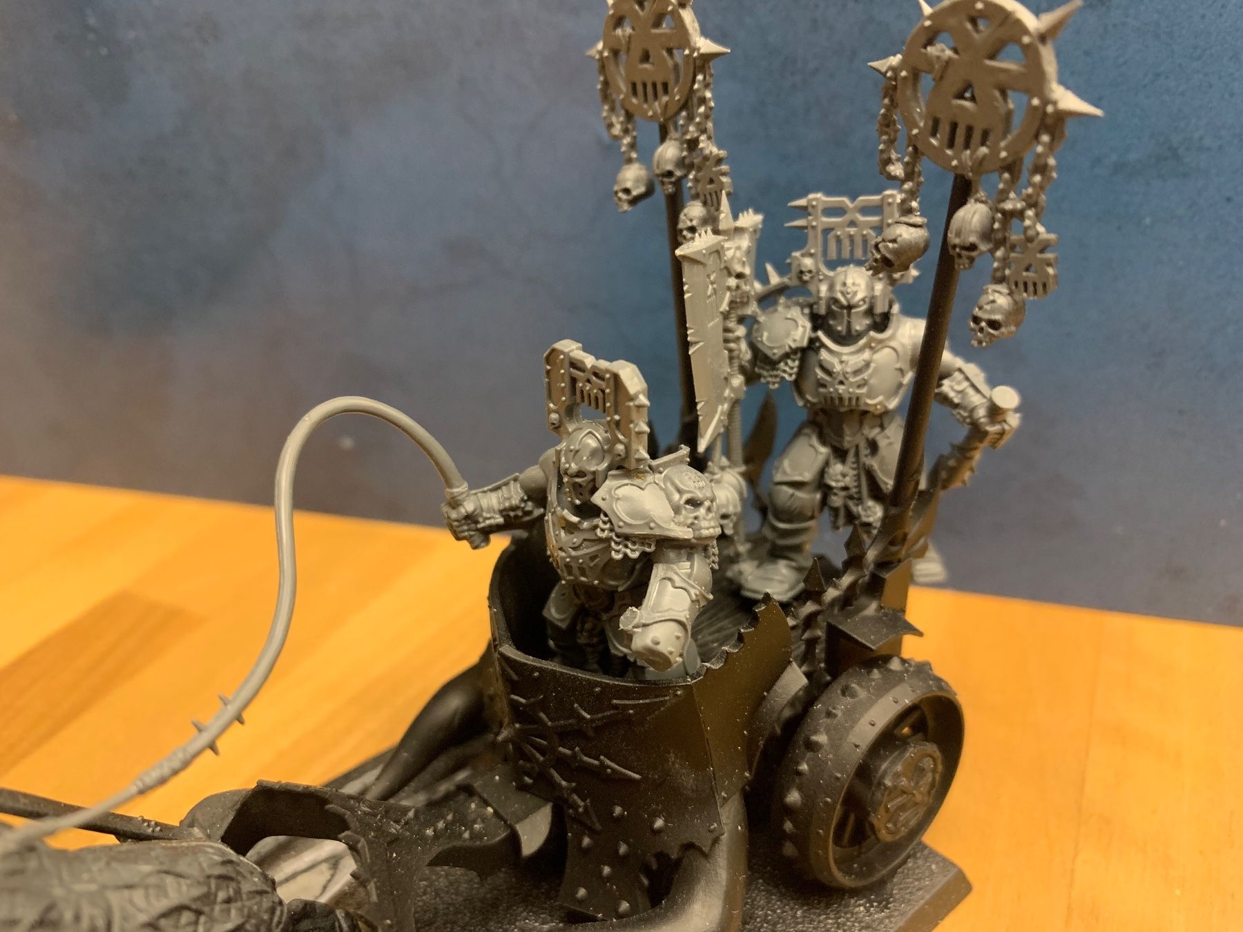 Figurines: Warhammer Chaos Streitwagen des Khorne – D'occasion à Winterthur par Compiorg 1