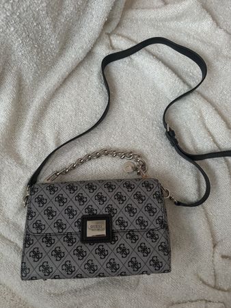 Guess Handtasche/Umhängetasche Grau/Schwarz Top Zustand!