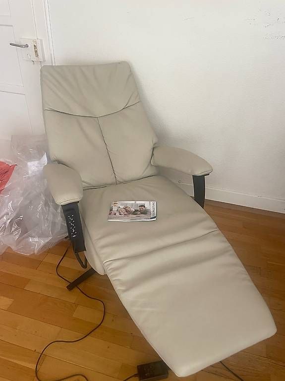Himolla Fauteuils: Fabrikneuer Himolla Sessel – D'occasion à ZH par Iti57