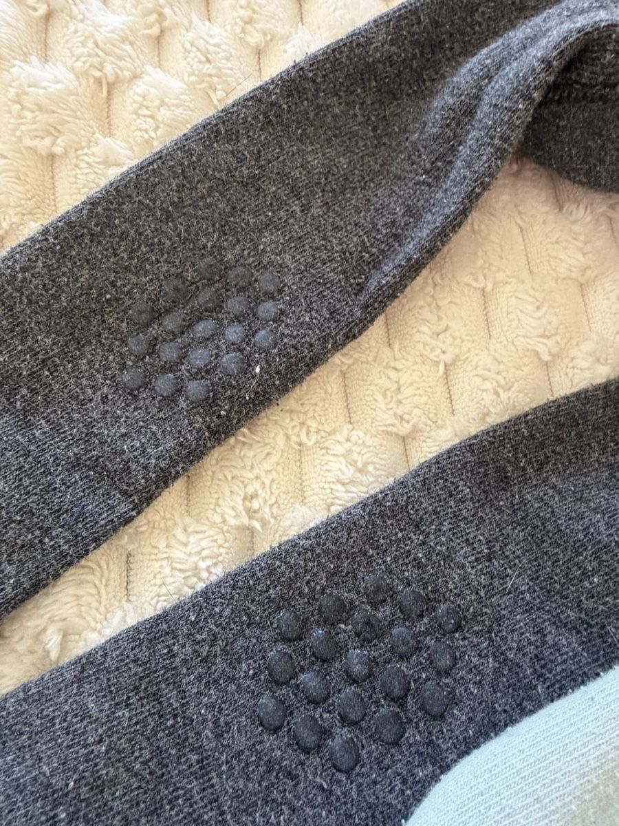 Strümpfe & Strumpfhosen: Lot de 2 collants chauds pour bébé, taille 86/92 – Gebraucht aus La Chaux-de-Fonds von Sabinchenn 1