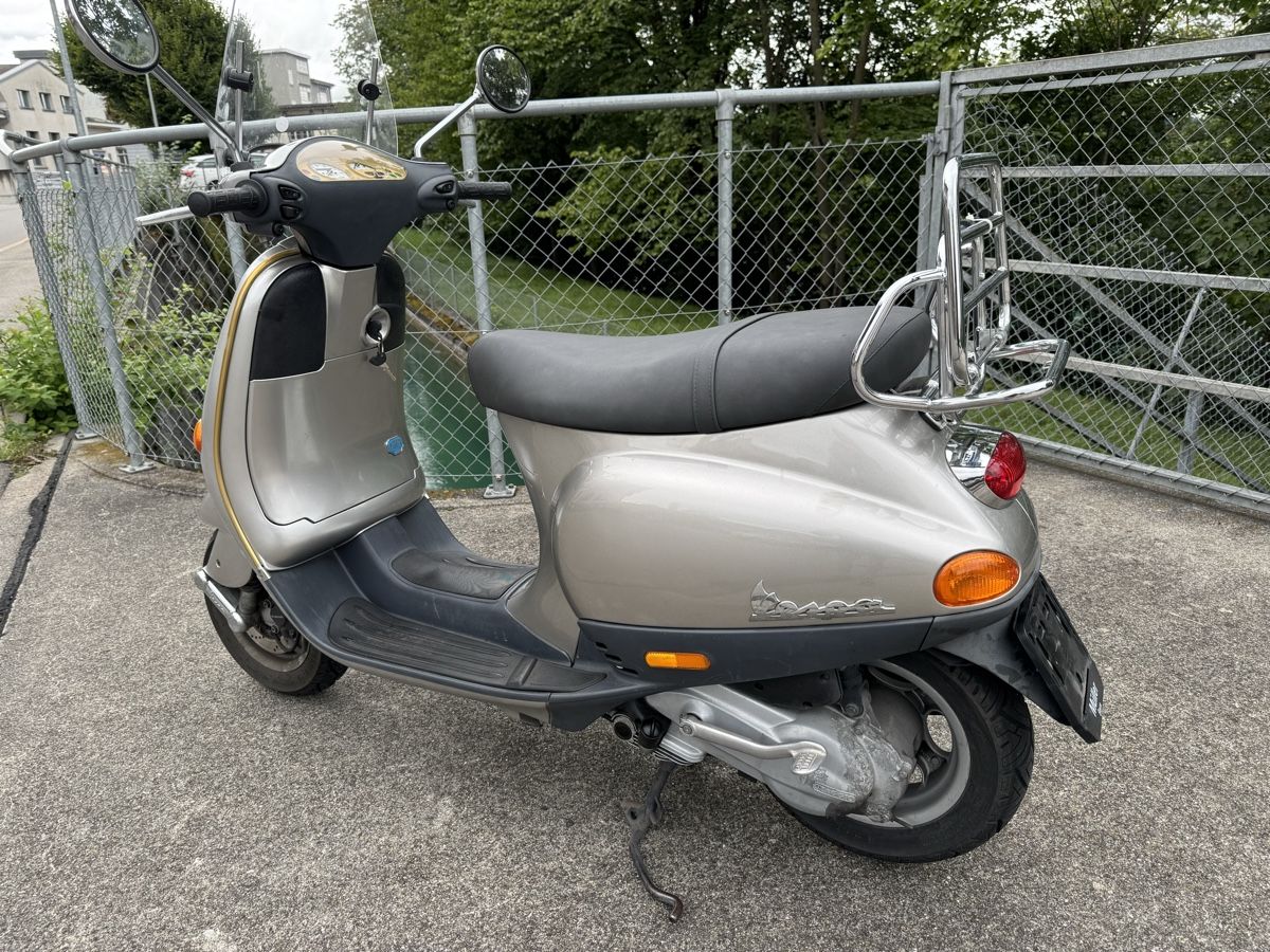 Piaggio Strada: Piaggio Vespa 125 – Usato da Spreitenbach venduto da Schumacher 3
