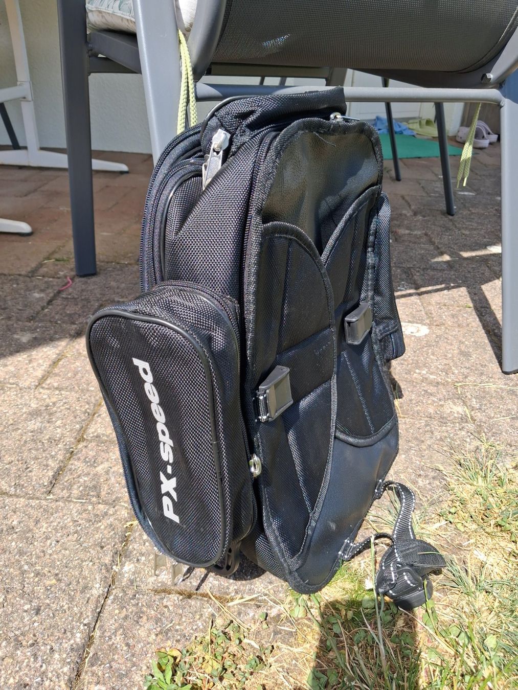 Rucksäcke: Tankrucksack mit eingenähten Magneten – Gebraucht aus Pfäffikon ZH von Maluk 3