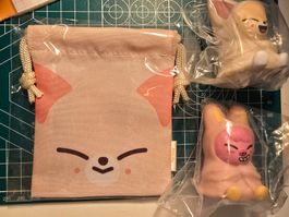 Stray Kids SKZOO mini figurine + pochette - Neuf scellé!