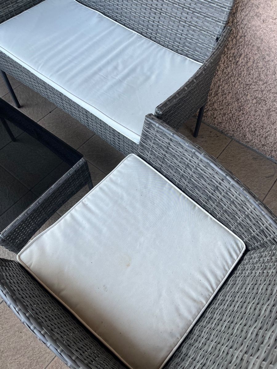 Set de table et chaises: Gartenmöbel Set 4-teilig – D'occasion à Zürich par mar_5gpw 2