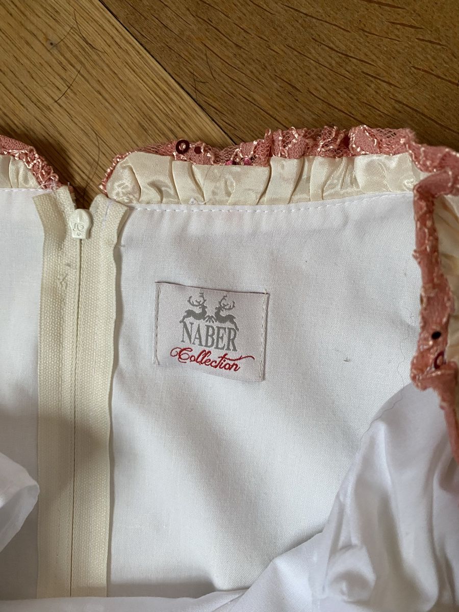 Robes: Wunderschönes Dirndl der Marke 'NABER' – D'occasion à Langenthal par Edelzwicker 3