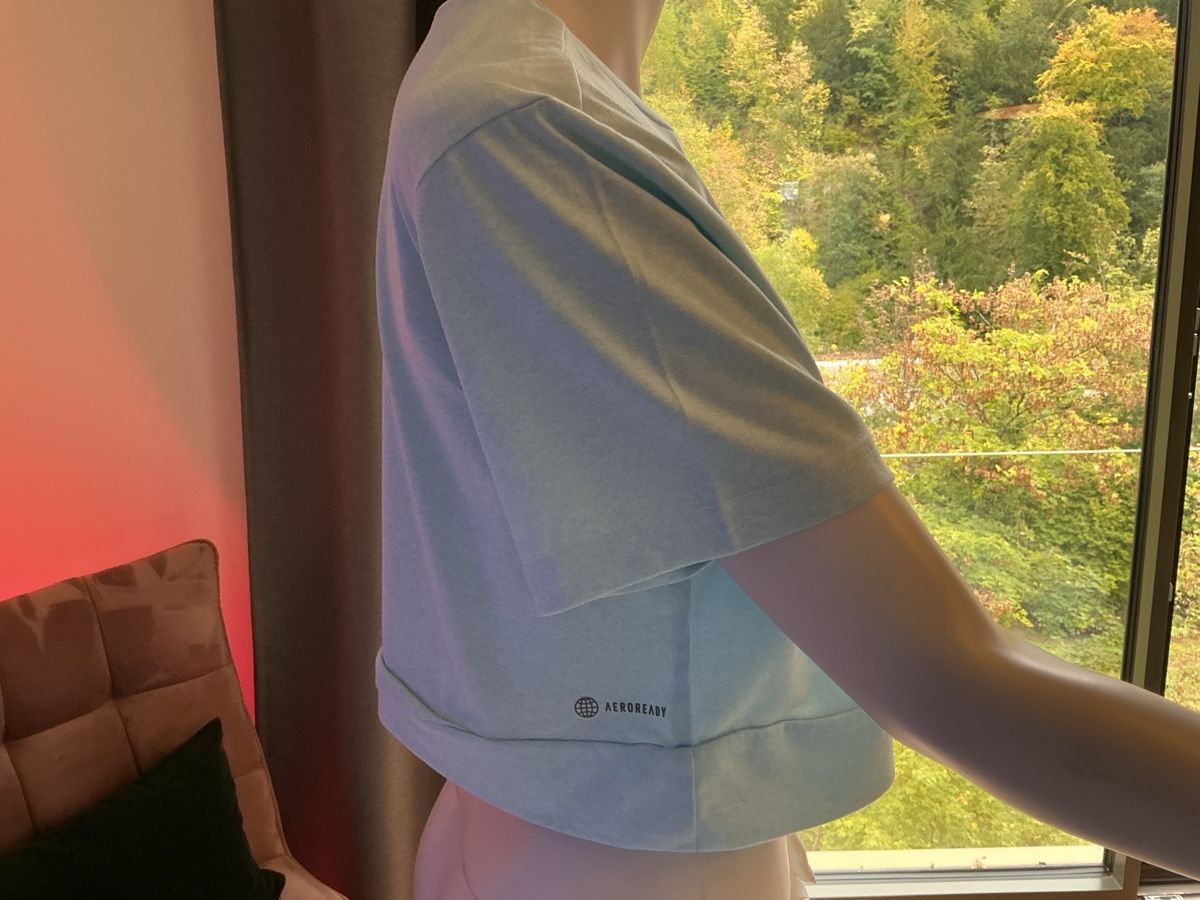 Adidas Top: Adidas Crop Top  [[Grösse S] – Usato da Kilchberg ZH venduto da nad_6dwp 2