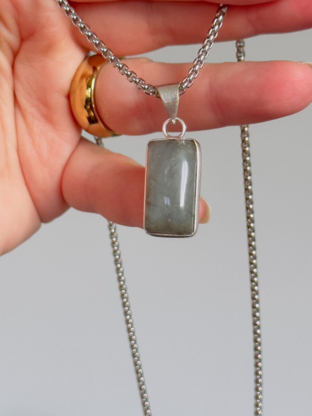 Catenine: Labradorite necklace – Nuovo e nell'imballaggio originale da Genève venduto da AGBERG 2