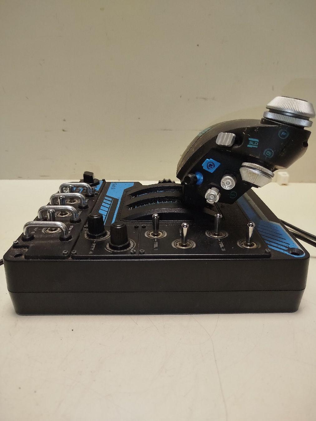 Saitek Controller: Saitek  X56 Pro Flight Throttle Quadrant - (em49) – Usato da Künten venduto da Schnaepplihuus 2