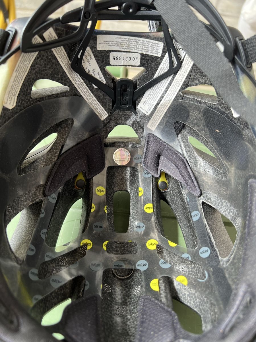 Caschi: Fahrradhelm Grösse 55-59  – Usato da Huttwil venduto da luk_9tdh 4