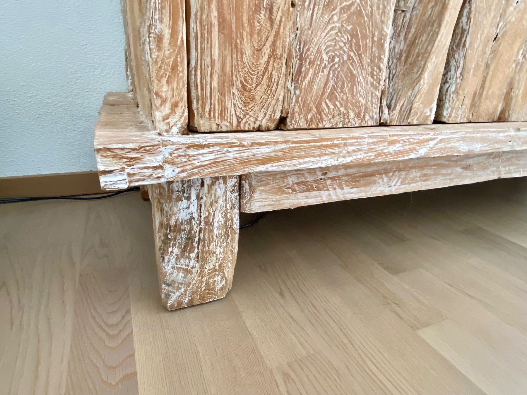 Cassettiere: Einzelstück balinesisches Schwemmholz Sideboard – Nuovo (secondo la descrizione) da Reichenburg venduto da Noxima 4