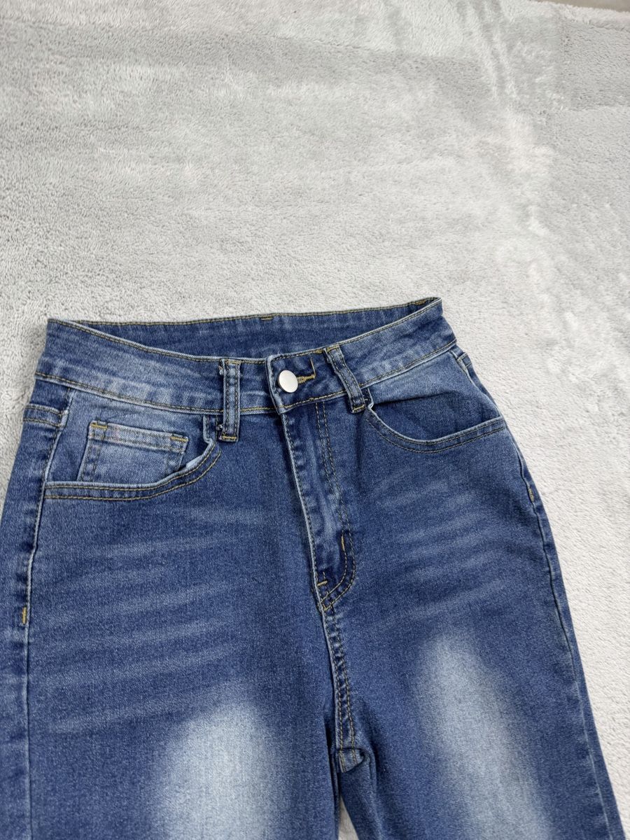 Jeans: Y2k style bootcut jeans with flowers – Usato da Erlinsbach SO venduto da TogaResell 3