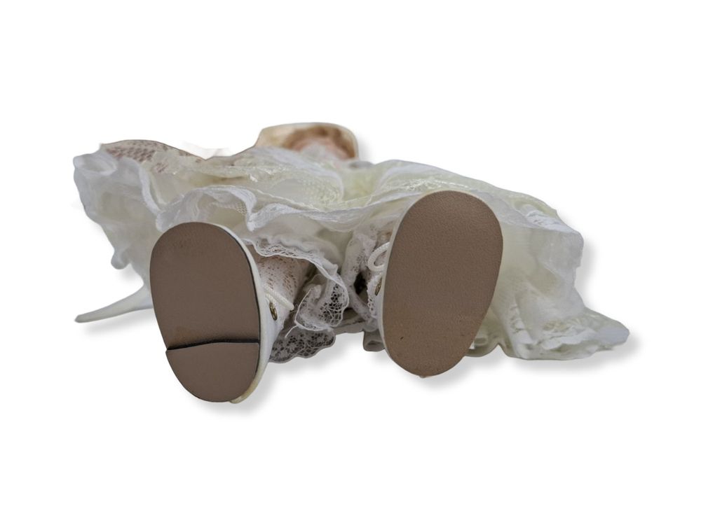 Puppen: THE PROMENADE COLLECTION Puppe Victoria – Gebraucht aus Solothurn von Restwert_SO 7