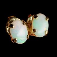Vintage natürliche weisse Opal Ohrstecker vergoldet✨