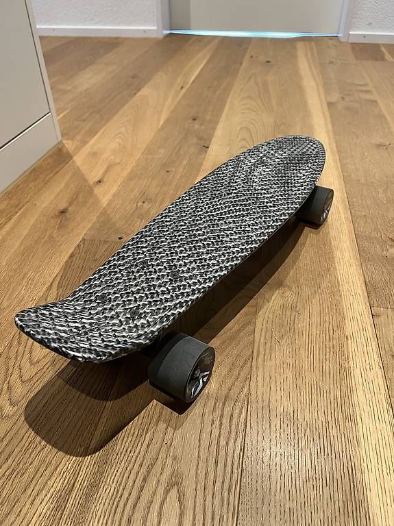 Skateboards: Skateboard 57cm läng – Usato da Sursee venduto da gas_29n8