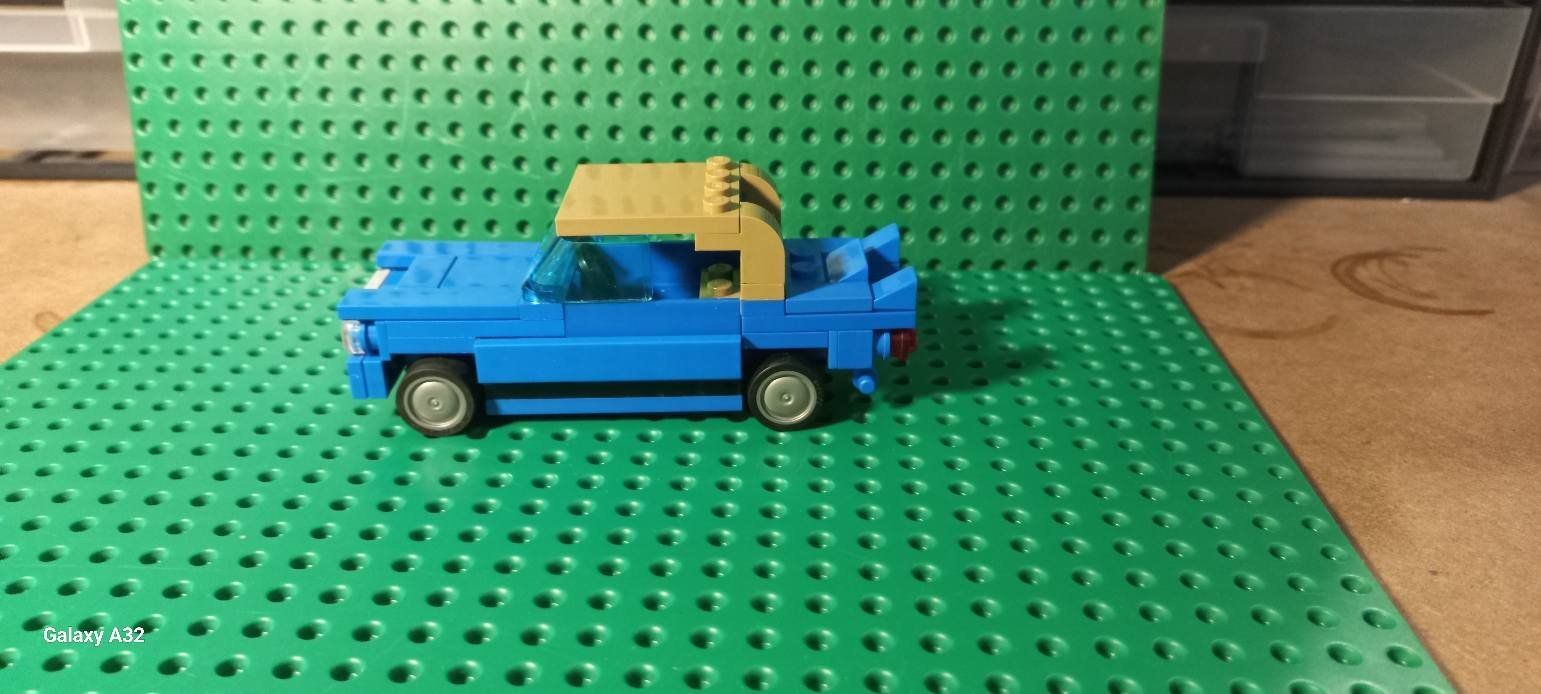 Lego Giocattoli: Lot de 3 voitures Lego – Usato da La tour de treme venduto da Legocreation82 9
