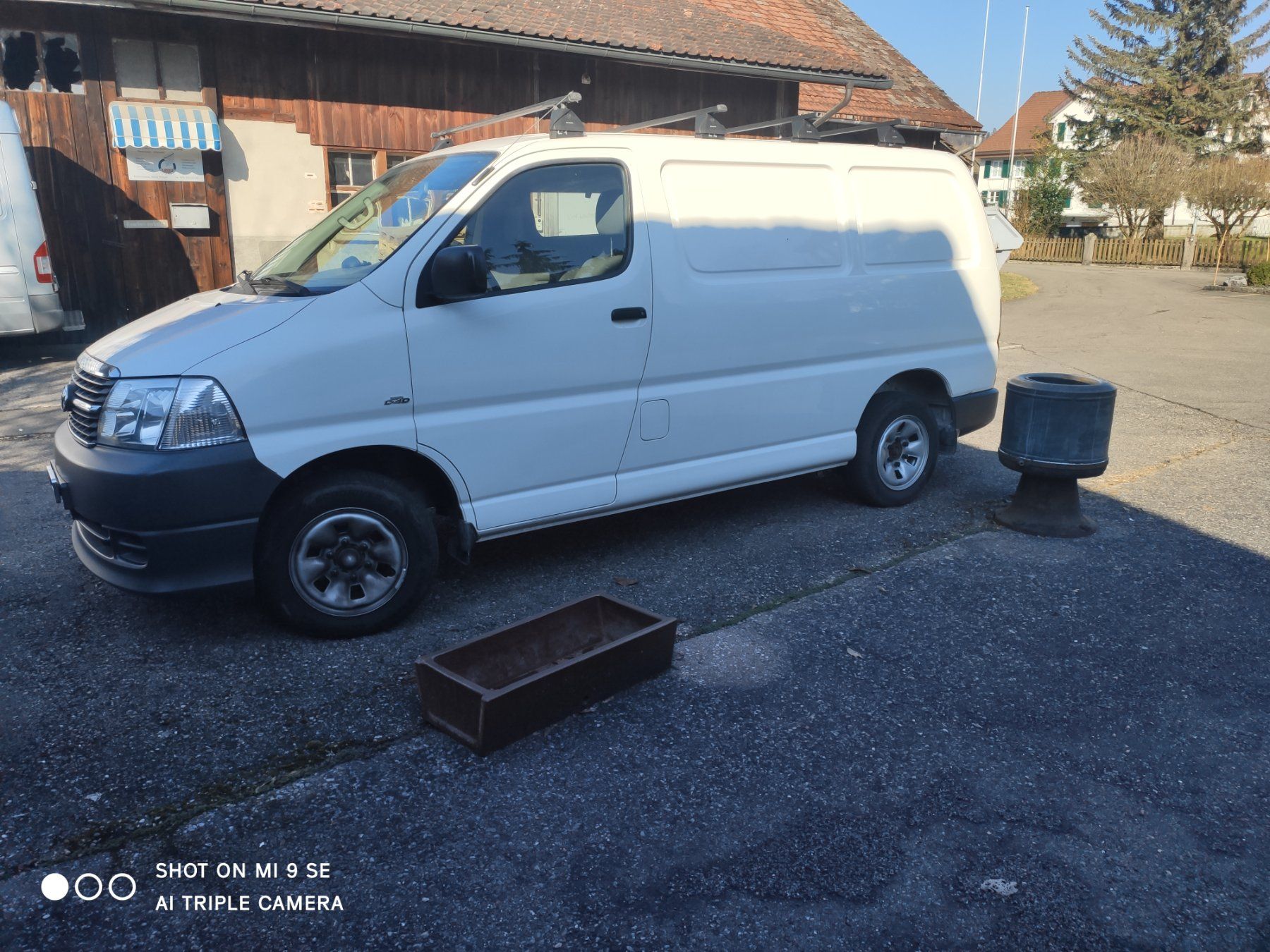 Toyota Veicoli commerciali: Toyota Hiace 2.5 D-4D Wird frisch geprüft. – Usato da Jona venduto da learco65 2