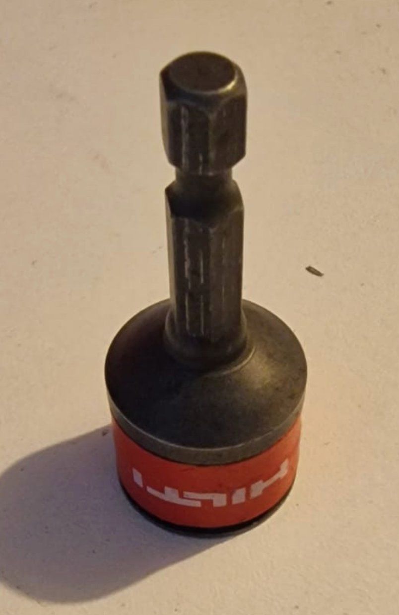 Hilti Alle Werkzeuge: Hilti Stechschlüsseleinsatz Hex13s – Gebraucht aus Zürich von alplita