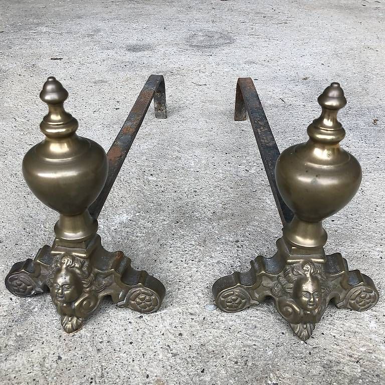 Camini: Paire de chenets – Usato da Chéserex venduto da Christianjohr