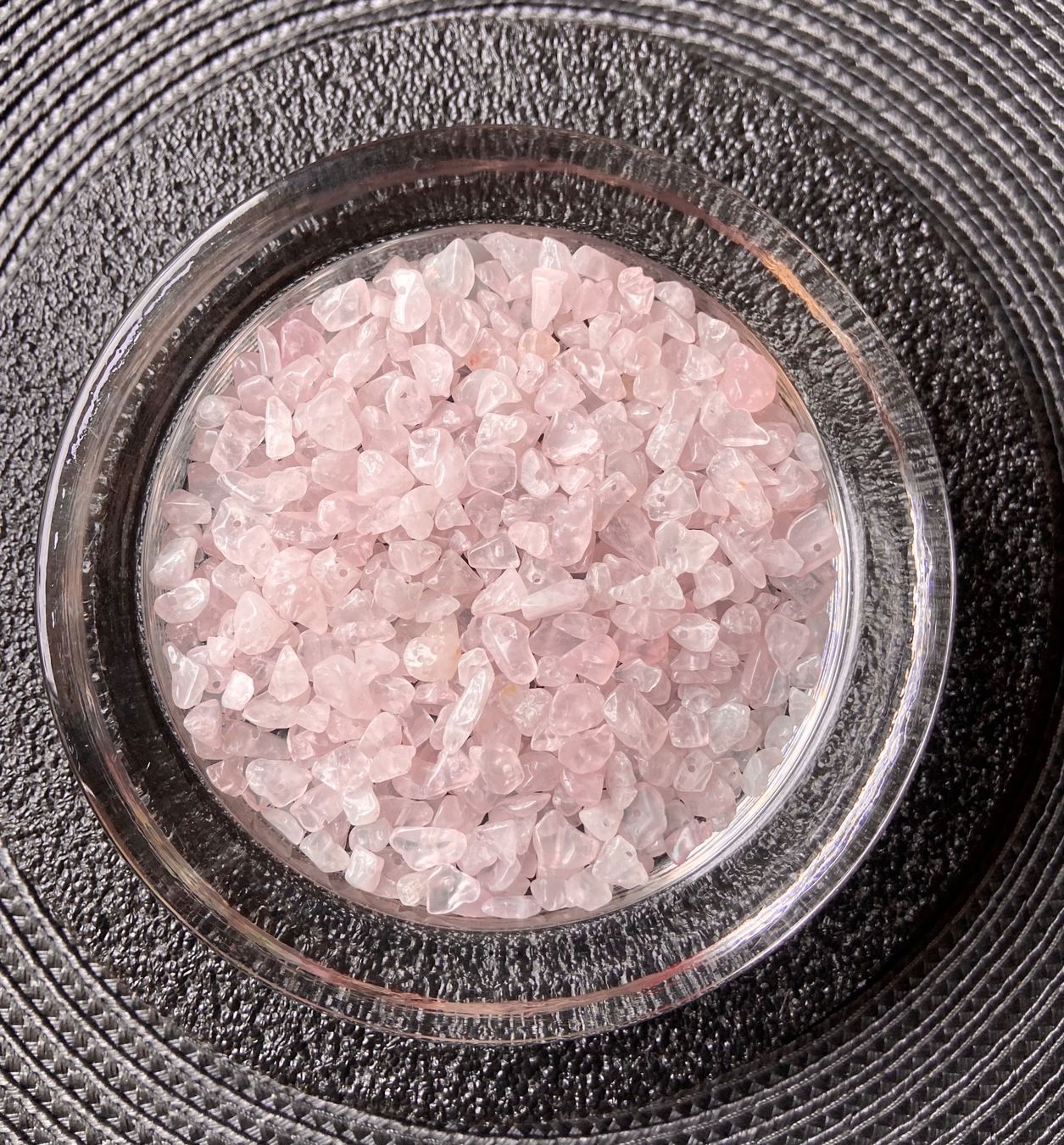Pietre preziose: **Rosenquarzsplitter**100 Gramm* – Nuovo (secondo la descrizione) da Zuerich venduto da Perlen-Decor