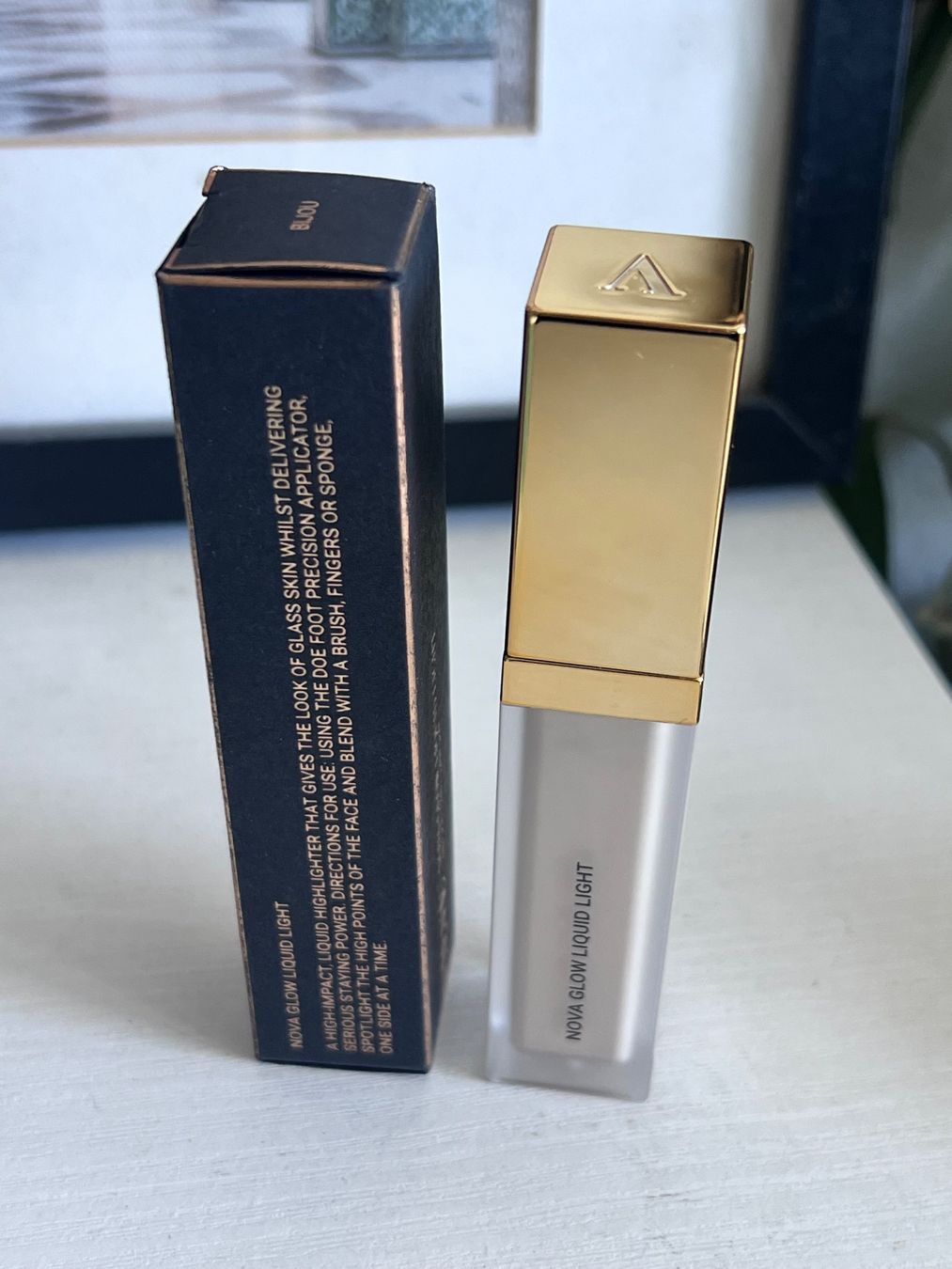 Make-up: NEU NOVA GLOW LIQUID LIGHT HIGHLIGHTER - BIJOU – Nuovo (secondo la descrizione) da Effretikon venduto da YaMn 3