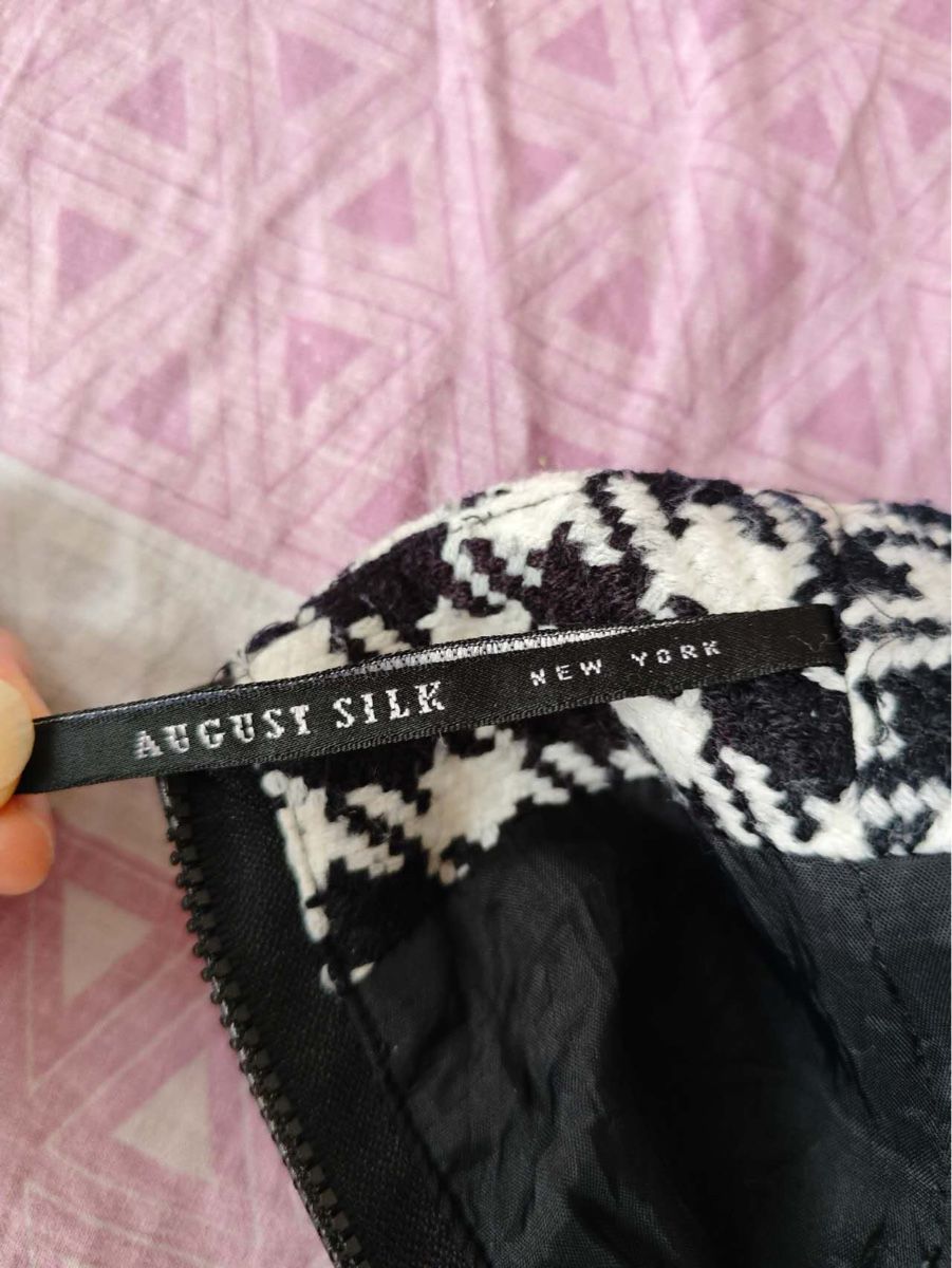 Gonne: Stylish Houndstooth Skirt with Leather Trim - Size S – Usato da Genève venduto da Noemie.wrmsi 4
