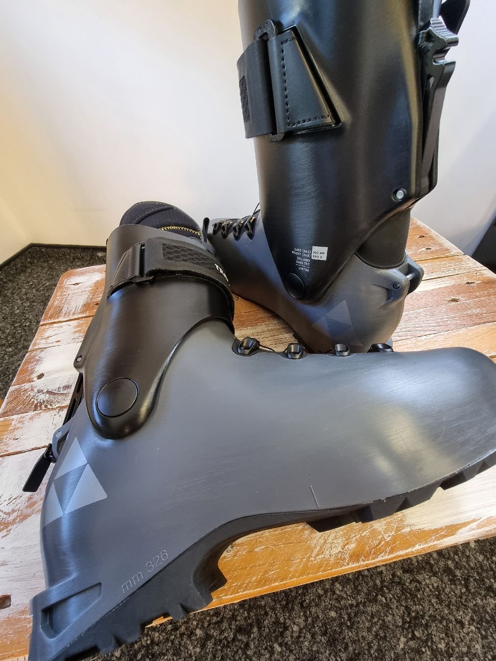 Fischer Scarpe da uomo: Fischer Travers CS NEU! 30.5 – Nuovo e nell'imballaggio originale da Arnegg venduto da edibru 6