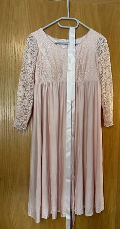 Umstandstandsbrautkleid von JJ House