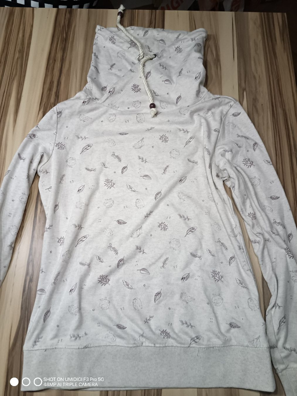 Pullover & Sweatshirts: Jean Pascale Pullover mit Muster Grösse S guter Zustand – Gebraucht aus Aarwangen von to-hirschi