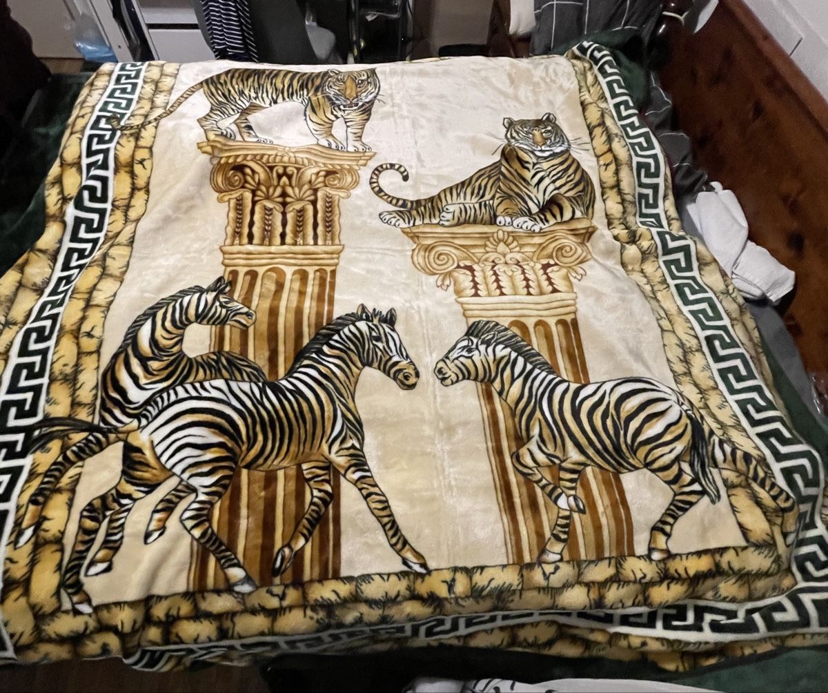 Coperte: Decke  mit Tiger und Zebra Motiv – Usato da Zürich venduto da Belisimo 4