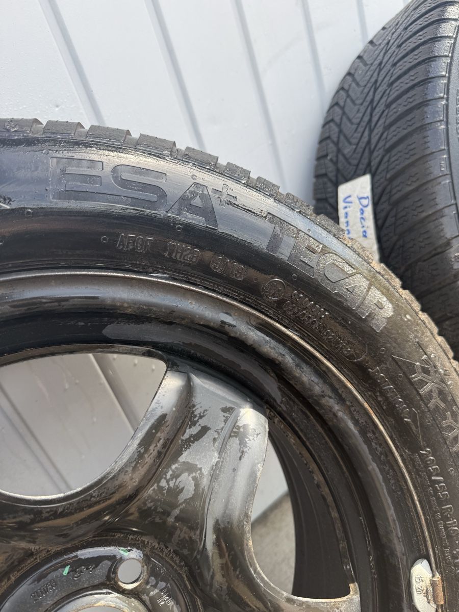 Pneumatici & Ruote complete: Roues complètes hiver Dacia 4x100   – Usato da Biel/Bienne venduto da MK_Cars 2
