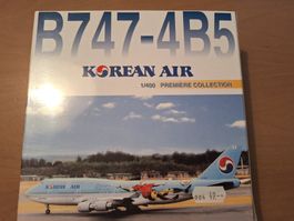 Korean Air B747-4B5 1:400