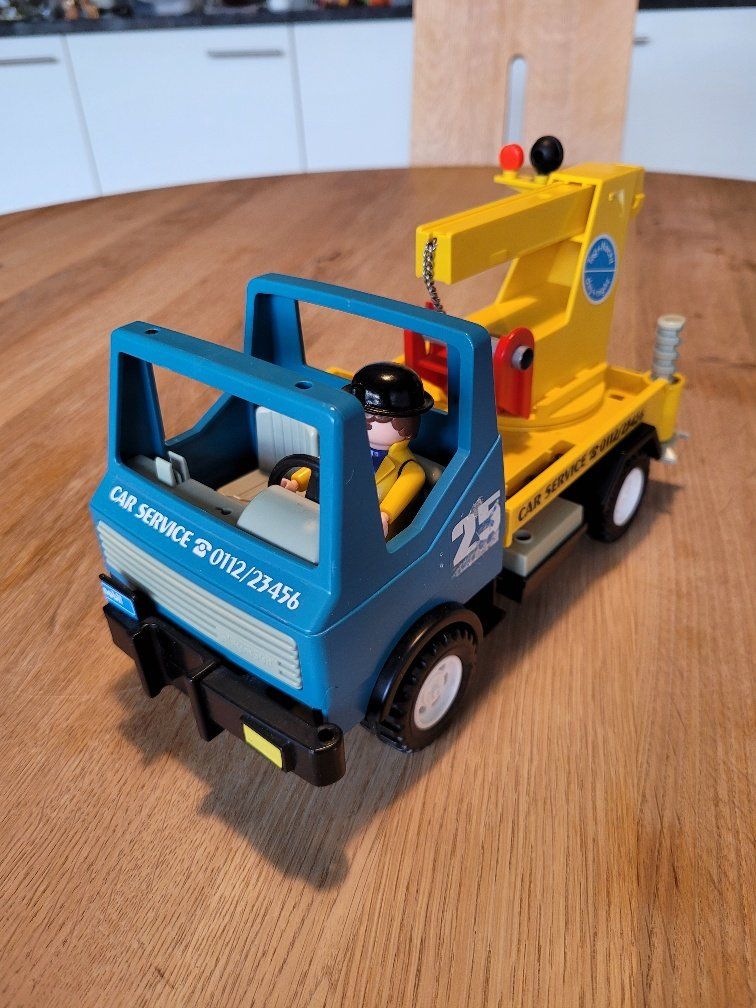 Playmobil Giocattoli: Playmobil Abschleppwagen mit Zubehör – Usato da Altdorf UR venduto da Nordwing 1