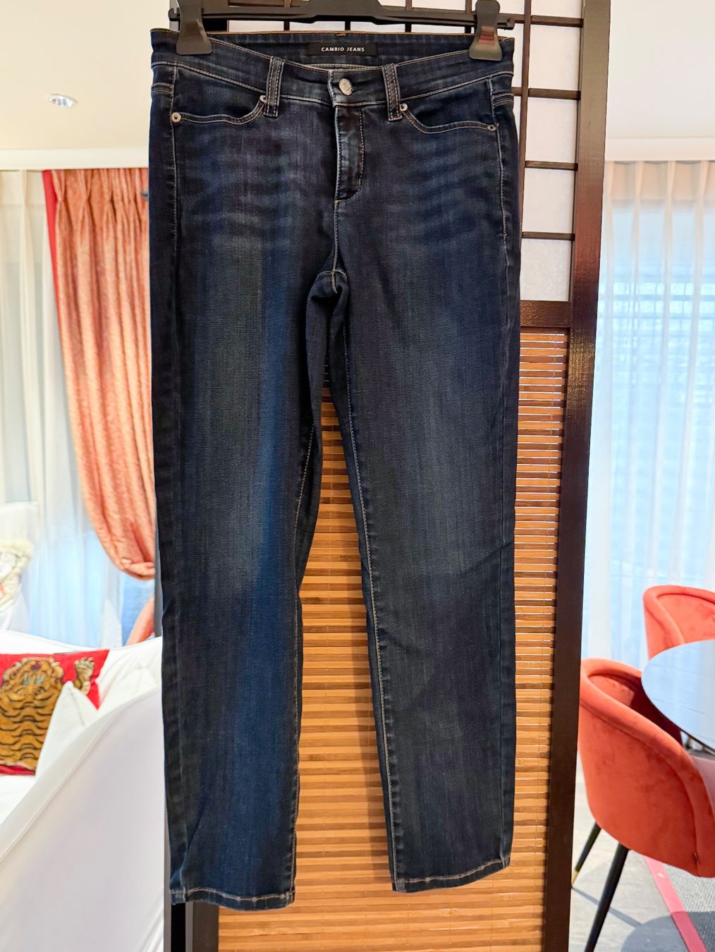 Cambio Jeans: CAMBIO JEANS – Usato da Zürich venduto da gregart