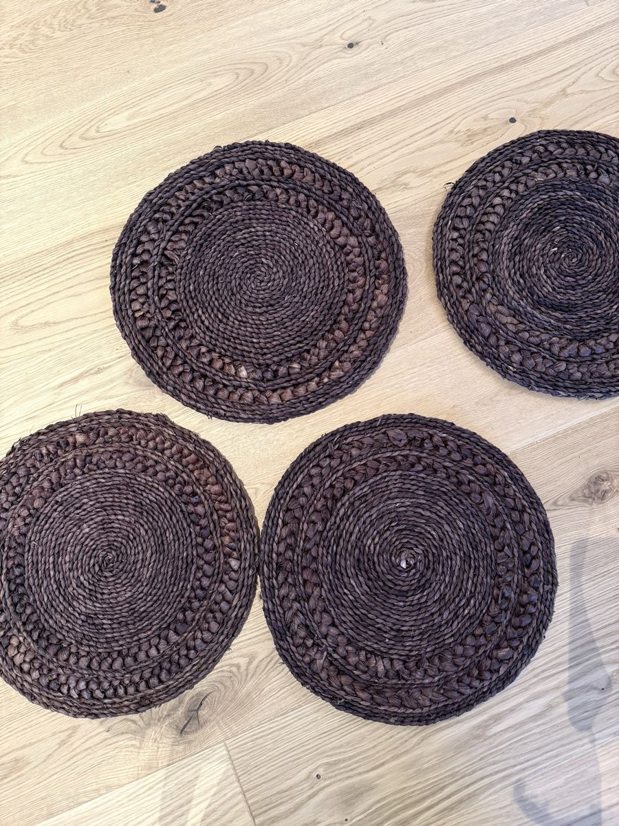 Tutte le decorazioni: 4er Set: Platzsets geflochten, Dunkelbraun – Usato da Malans GR venduto da amalie94 1