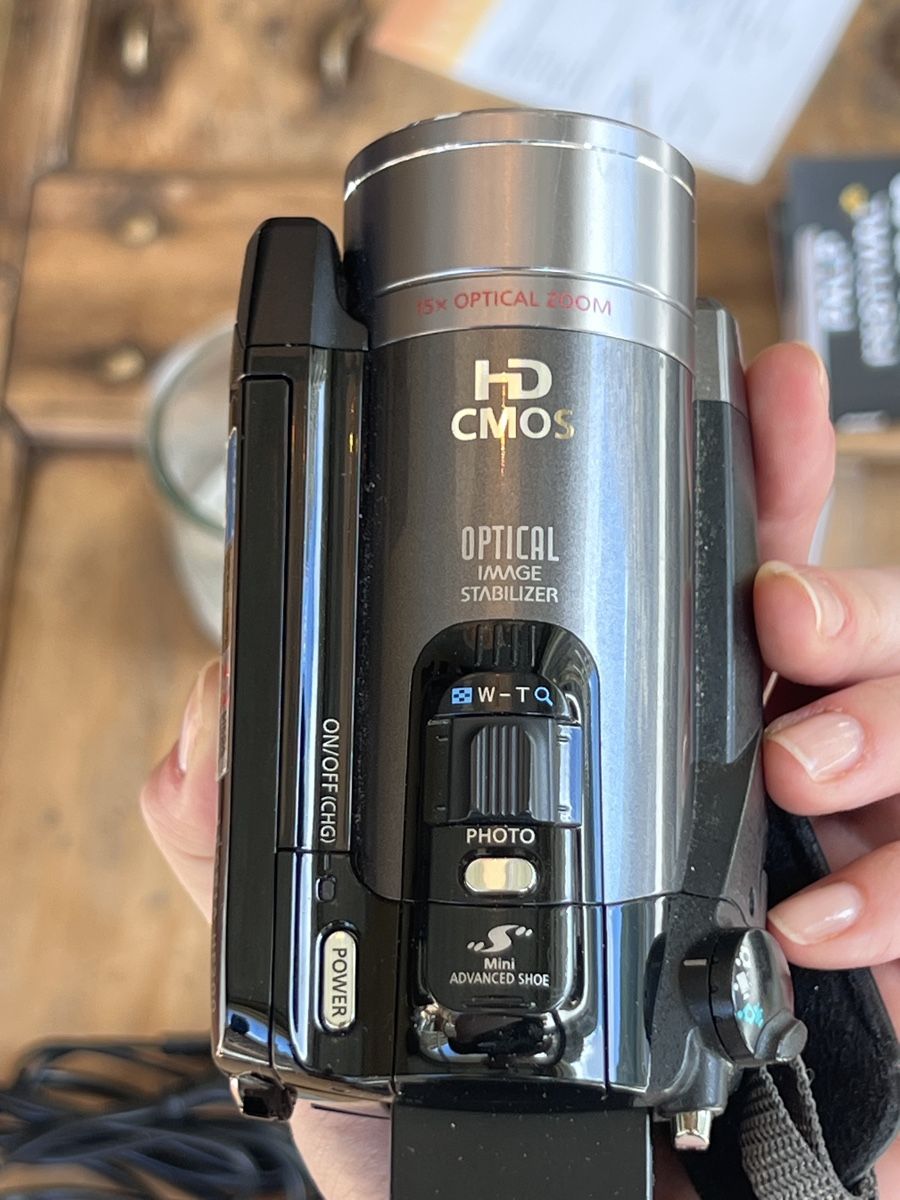 Canon Videocamere: Canon Legria HF200 – Usato da Sion venduto da Pastequejaune 3