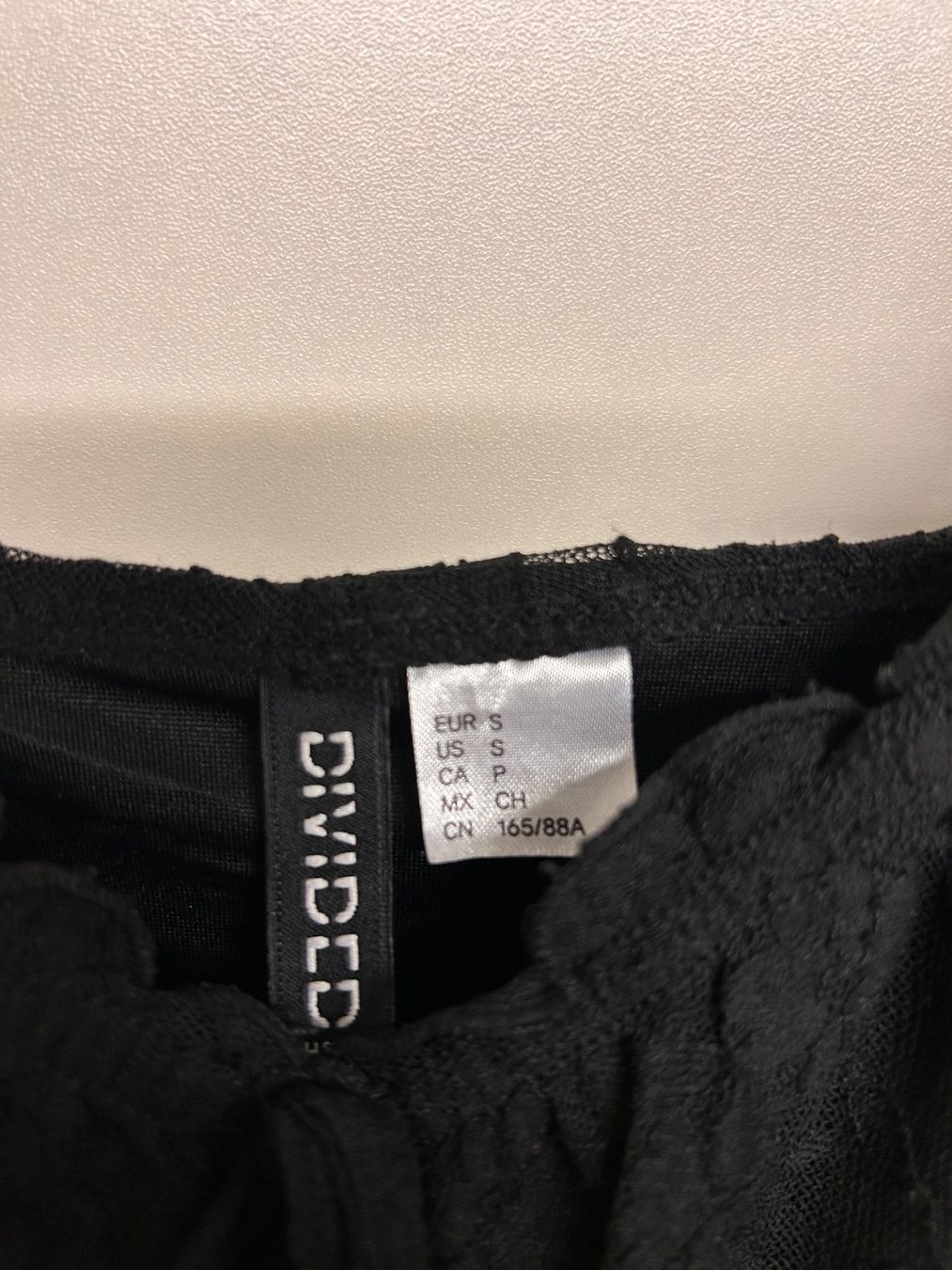 H&M Kleider: H+M Kleid Gr.S wenig getragen – Gebraucht aus Birsfelden von Pearl10 2