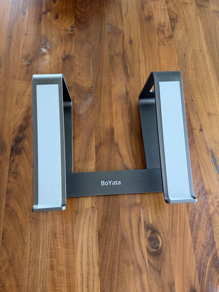 Racks & Cavalletti: BoYata Laptopständer HALTERUNG - Platzsparend & Robust – Usato da Pratteln venduto da sponiin 1
